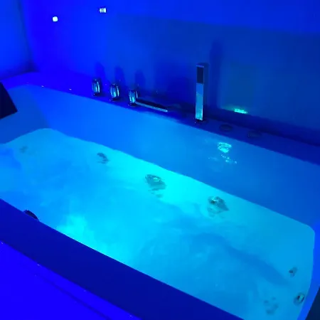 Affittacamere Coeur D'hérault - Et D'hôtes - Spa&massages Péret