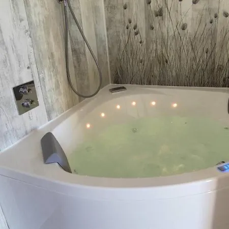 Affittacamere Coeur D'hérault - Et D'hôtes - Spa&massages Péret
