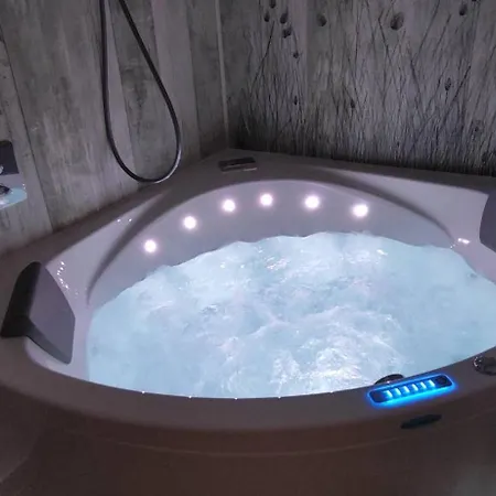 Coeur D'hérault - Et D'hôtes - Spa&massages Affittacamere Péret