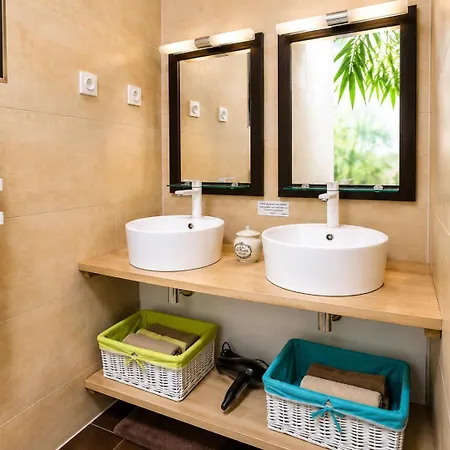 Coeur D'herault - Et D'hotes - & Massages 3*