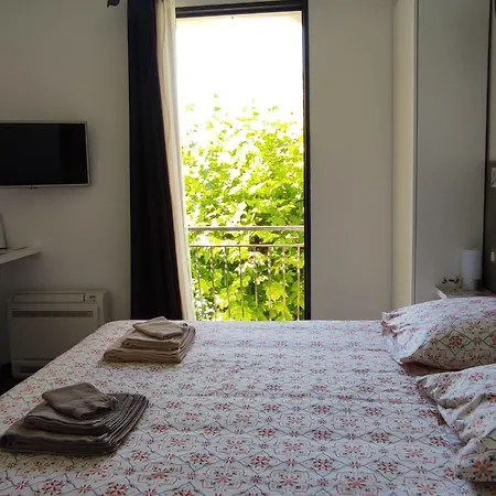 Gasthuis Coeur D'herault - Et D'hotes - & Massages 3*
